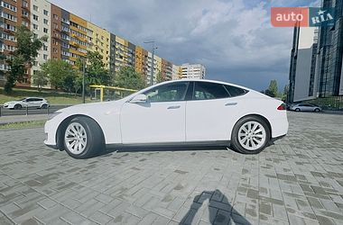Лифтбек Tesla Model S 2013 в Днепре