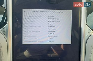 Лифтбек Tesla Model S 2013 в Днепре