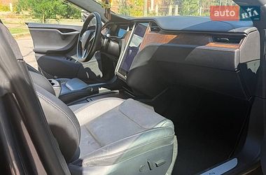 Лифтбек Tesla Model S 2020 в Николаеве