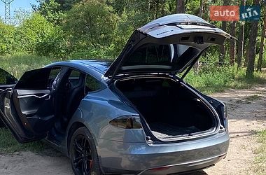 Лифтбек Tesla Model S 2013 в Днепре