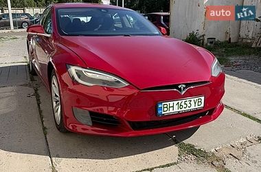 Tesla Model S  2016