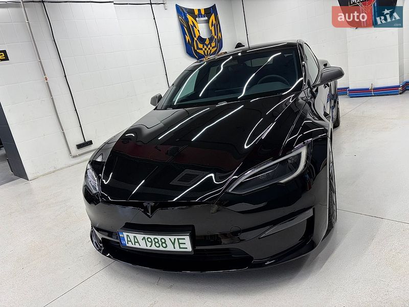 Лифтбек Tesla Model S 2021 в Киеве фото 5 Лифтбек Tesla Model S 2021 в Киеве