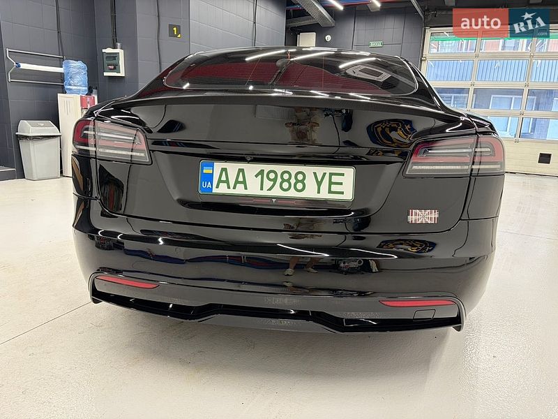 Лифтбек Tesla Model S 2021 в Киеве фото 9 Лифтбек Tesla Model S 2021 в Киеве