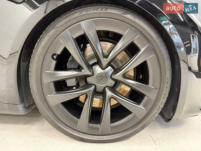 Лифтбек Tesla Model S 2021 в Киеве фото 15 Лифтбек Tesla Model S 2021 в Киеве