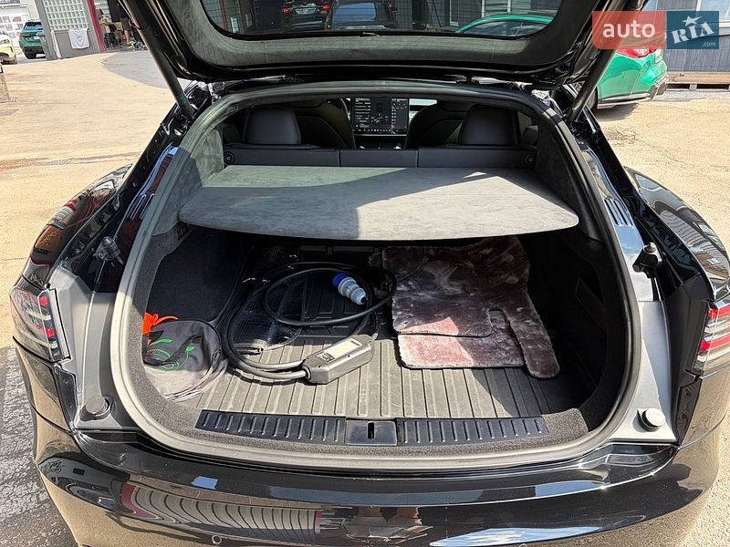Лифтбек Tesla Model S 2021 в Киеве фото 41 Лифтбек Tesla Model S 2021 в Киеве