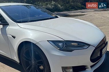 Ліфтбек Tesla Model S 2013 в Миргороді