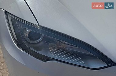 Ліфтбек Tesla Model S 2013 в Миргороді