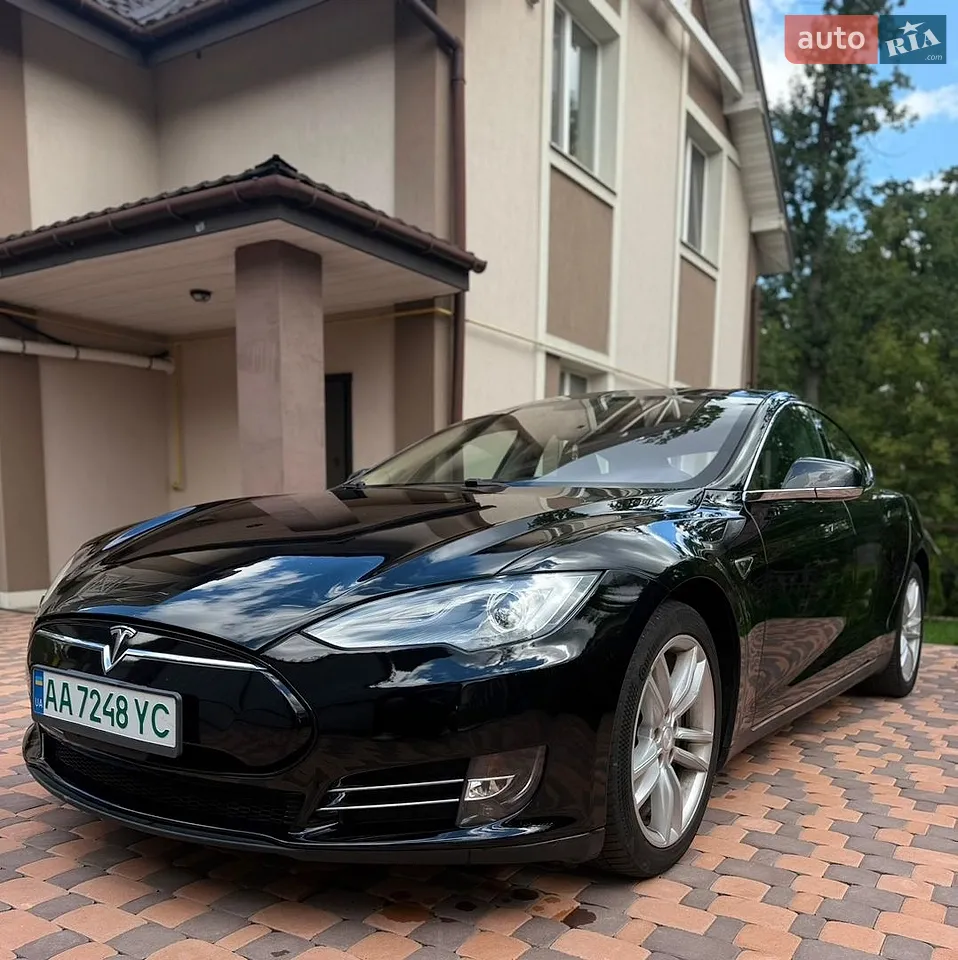 2013 Tesla Model S - мініатюра 2