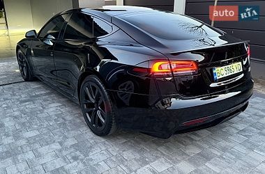 Лифтбек Tesla Model S 2023 в Львове