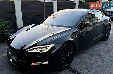 Лифтбек Tesla Model S 2023 в Львове