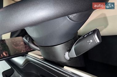 Лифтбек Tesla Model S 2023 в Львове