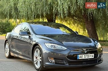 tesla model-s 2015 в Кривой Рог от про продавца Andrey tesla model-s 2015 в Кривой Рог от профессионального продавца Andrey