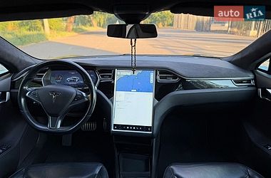 Лифтбек Tesla Model S 2015 в Кривом Роге