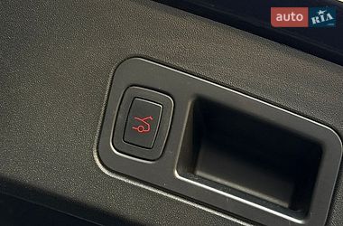 Лифтбек Tesla Model S 2015 в Кривом Роге