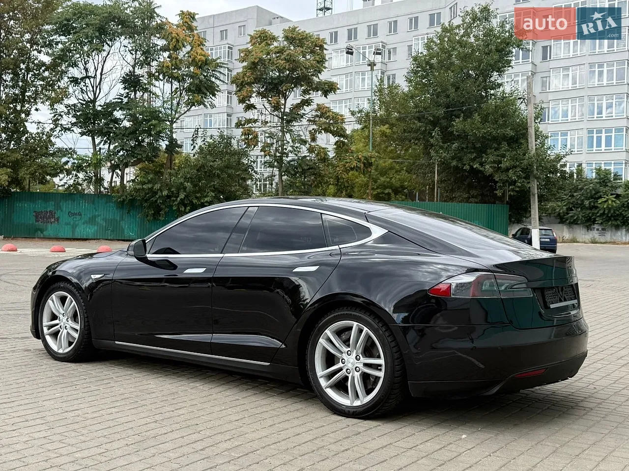 2015 Tesla Model S - мініатюра 4