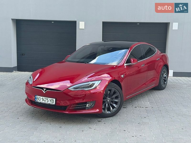 Лифтбек Tesla Model S 2020 в Тернополе