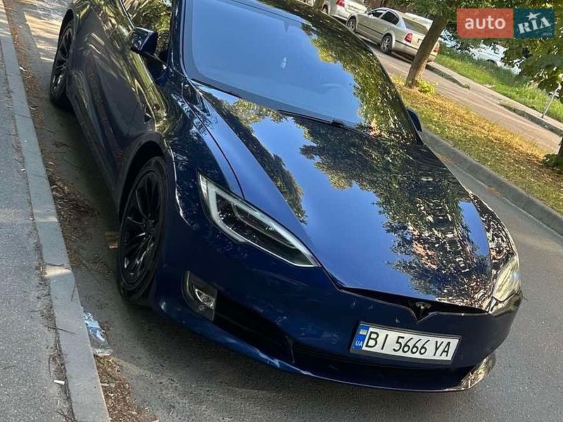 Tesla Model S 2017