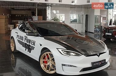 Tesla Model S  2023