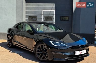 Лифтбек Tesla Model S 2024 в Киеве