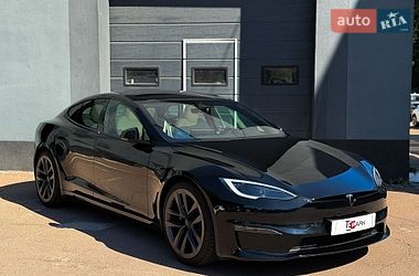 Лифтбек Tesla Model S 2024 в Киеве