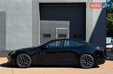 Лифтбек Tesla Model S 2024 в Киеве