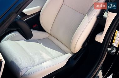 Лифтбек Tesla Model S 2024 в Киеве