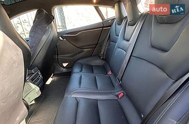 Ліфтбек Tesla Model S 2018 в Житомирі