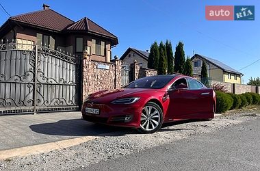 Ліфтбек Tesla Model S 2018 в Житомирі