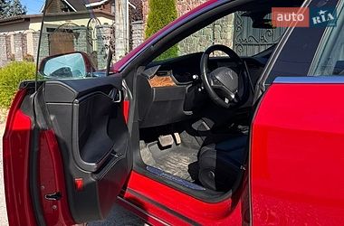 Ліфтбек Tesla Model S 2018 в Житомирі