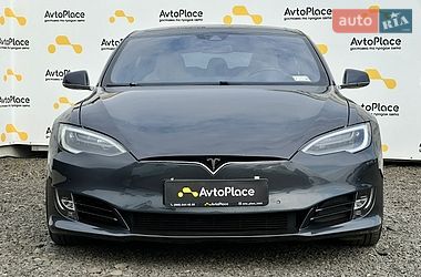 Ліфтбек Tesla Model S 2016 в Луцьку
