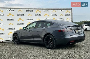 Ліфтбек Tesla Model S 2016 в Луцьку
