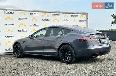 Ліфтбек Tesla Model S 2016 в Луцьку