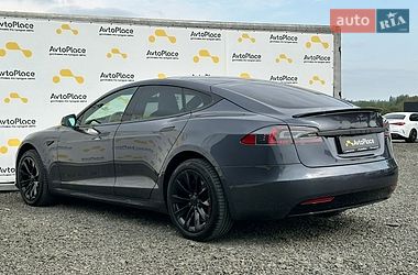 Ліфтбек Tesla Model S 2016 в Луцьку