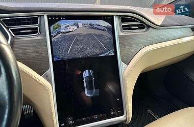 Ліфтбек Tesla Model S 2016 в Луцьку