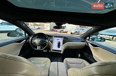 Ліфтбек Tesla Model S 2016 в Луцьку