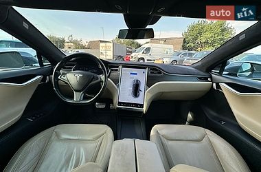 Ліфтбек Tesla Model S 2016 в Луцьку