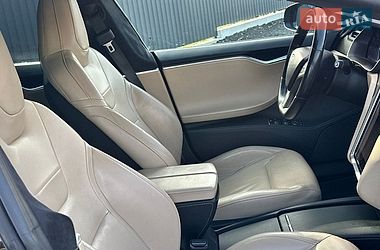 Ліфтбек Tesla Model S 2016 в Луцьку