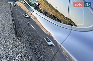 Ліфтбек Tesla Model S 2016 в Луцьку