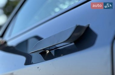 Ліфтбек Tesla Model S 2016 в Луцьку