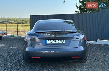 Ліфтбек Tesla Model S 2016 в Луцьку