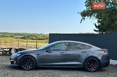 Ліфтбек Tesla Model S 2016 в Луцьку