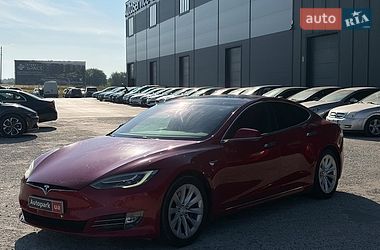 Tesla Model S 2018