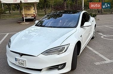 Tesla Model S  2016