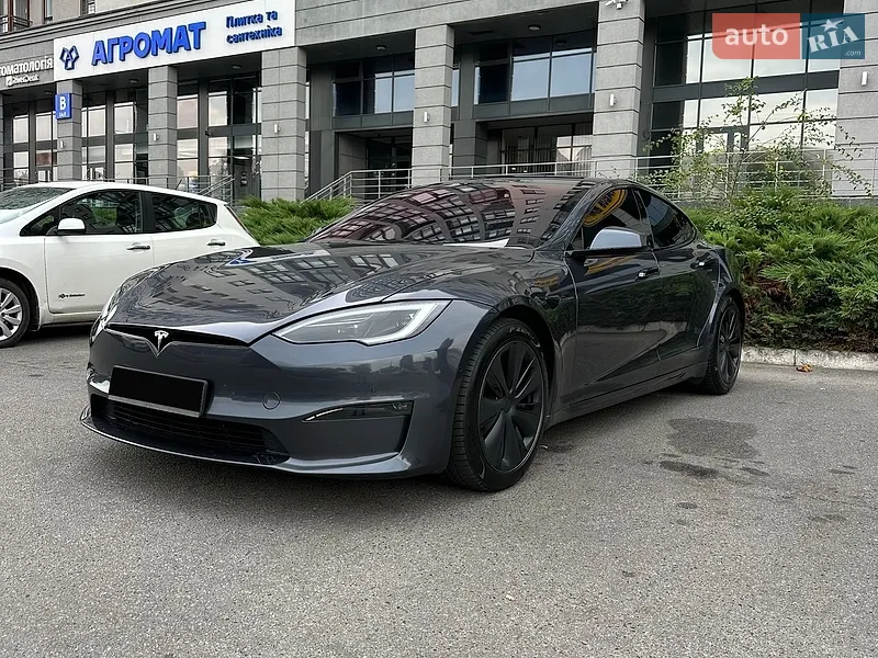 Tesla Model S