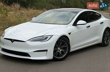 Tesla Model S  2022