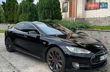 Tesla Model S  2014