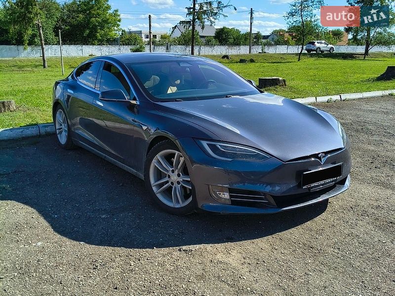 Tesla Model S 2017 Tesla Model S 2017