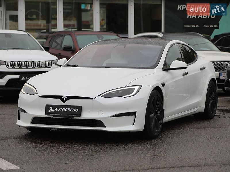 Tesla Model S 2022