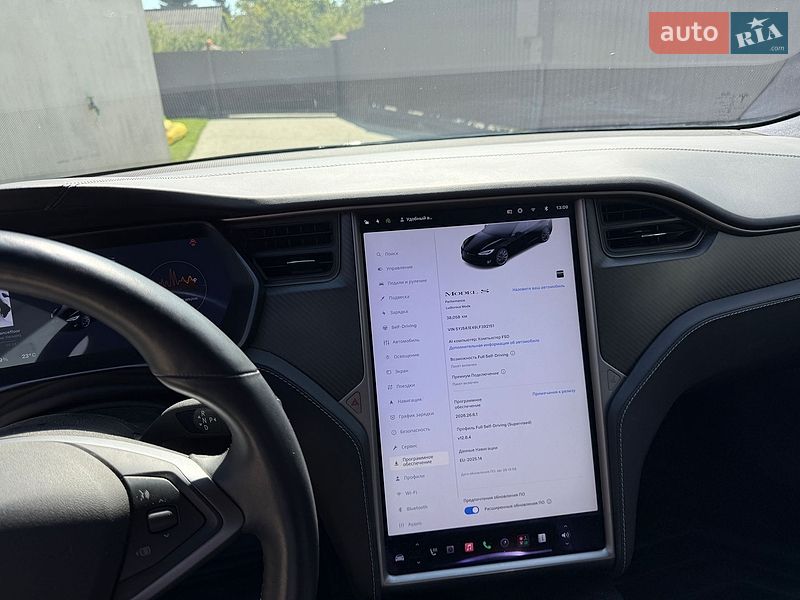 Ліфтбек Tesla Model S 2020 в Нововолинську
