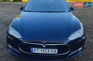 Лифтбек Tesla Model S 2014 в Ивано-Франковске